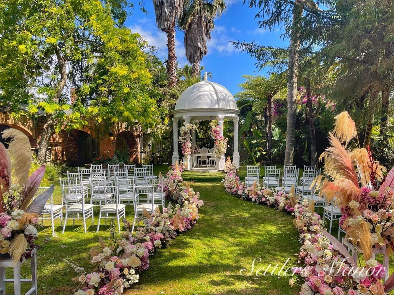 Garden Wedding Venues Auckland - Settlers Country Manor - Indoor and Outdoor Wedding Venues